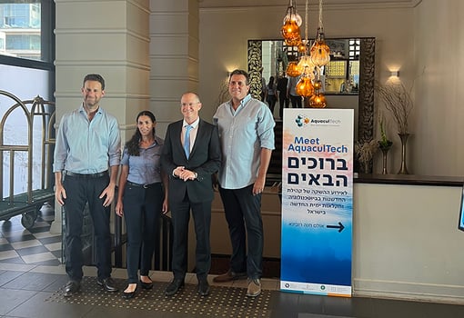 מימין לשמאל: דר יונתן מנוחין מנכל המכון, השר עודד פורר, רוני זוסמן, מנכלית קהילת AquaculTech, דורון מלר, סמנכל המכון, קרדיט: יח״צ